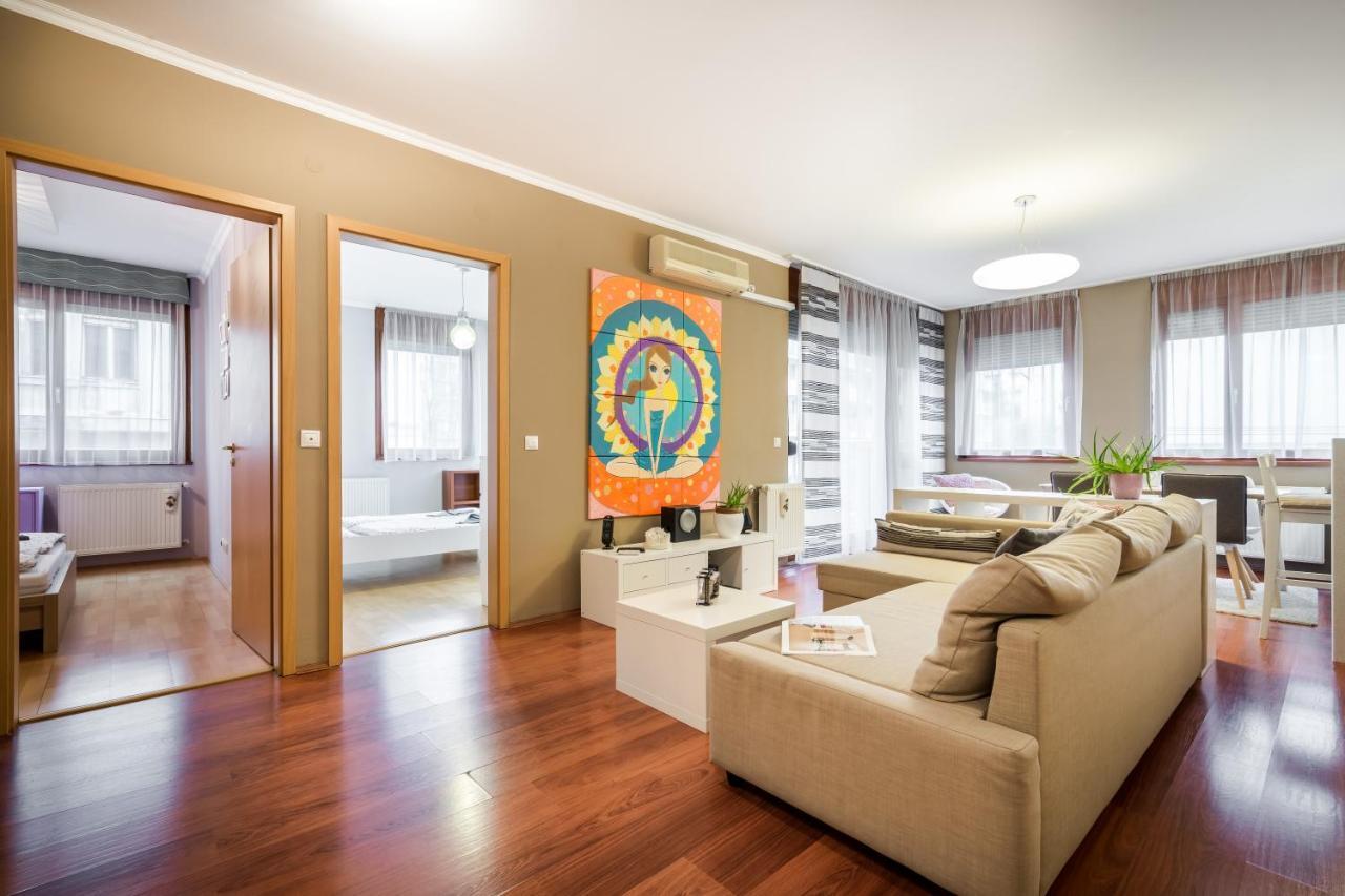 Apartment Downtown Karpat 9 Budapest Exterior photo